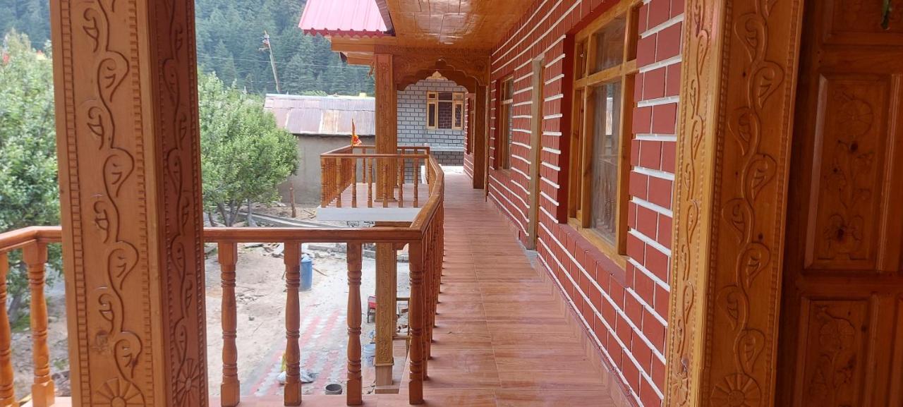 Hotel Royal Hillcrest Harsil Exterior photo