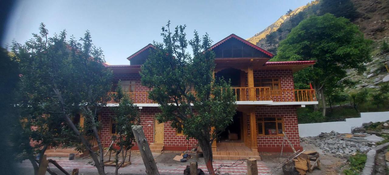 Hotel Royal Hillcrest Harsil Exterior photo