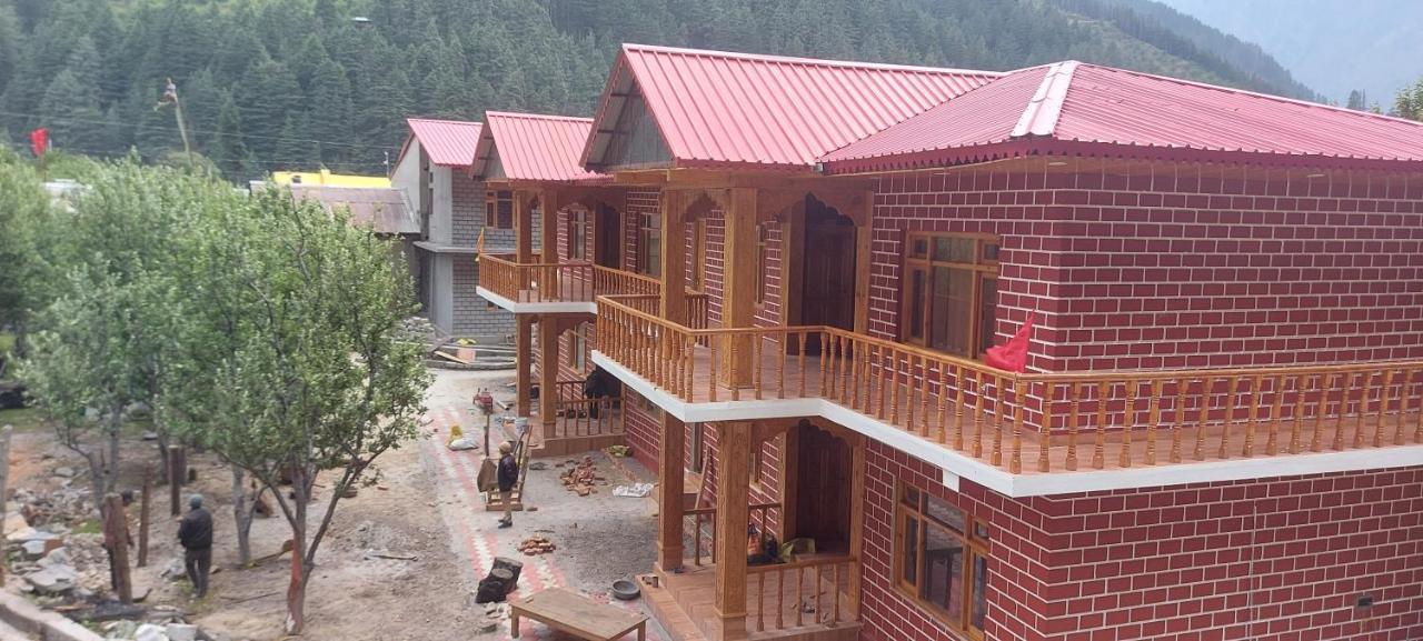 Hotel Royal Hillcrest Harsil Exterior photo