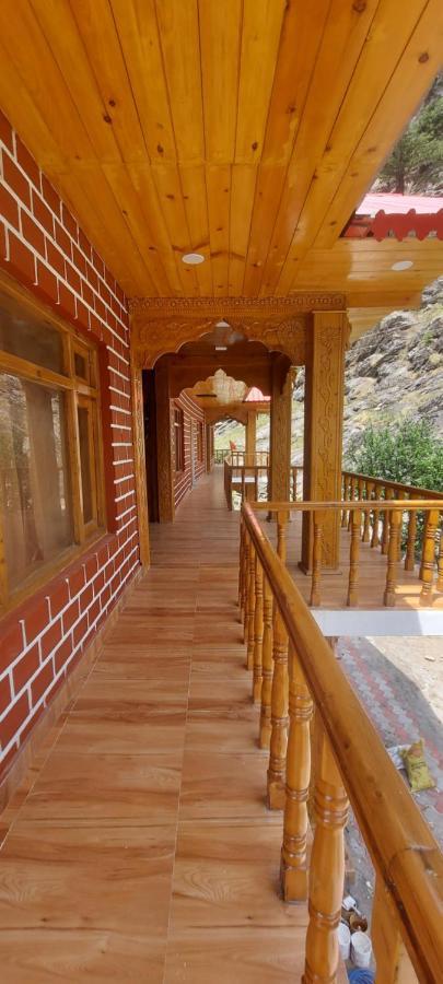 Hotel Royal Hillcrest Harsil Exterior photo
