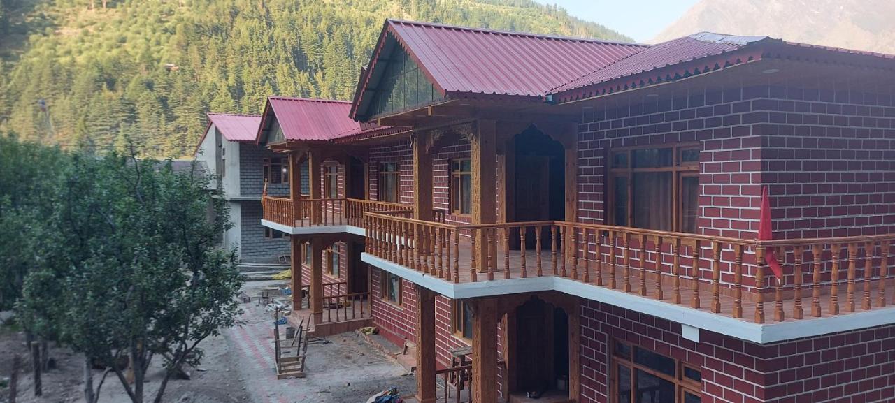 Hotel Royal Hillcrest Harsil Exterior photo