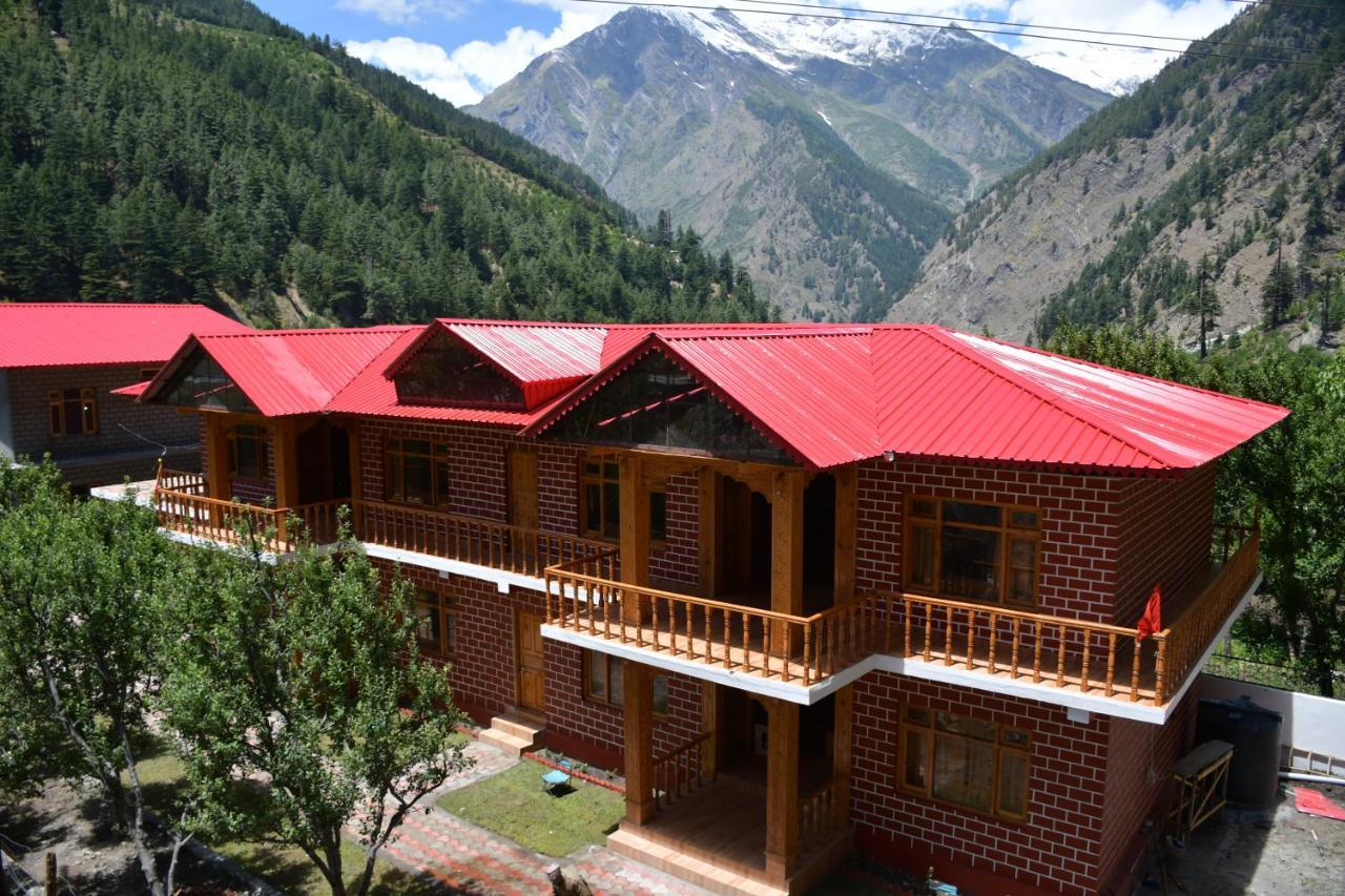 Hotel Royal Hillcrest Harsil Exterior photo